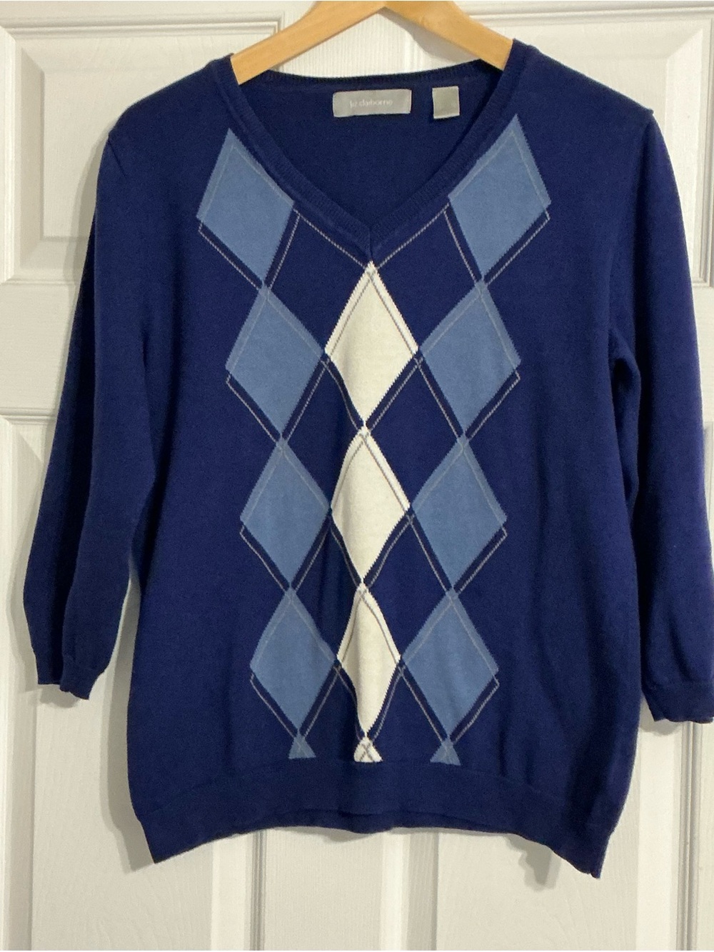 Liz Claiborne 3/4 Sleeve V-Neck Argyle Sweater with in Blue, Grey, and Cream-XL